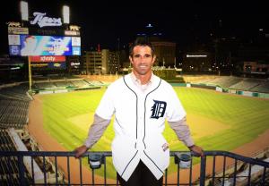 BYMRHGVCEAAb9Ec.jpg_large